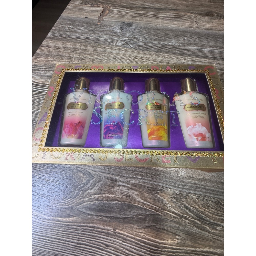 Victorias Secret 4pc Hydrating Body Lotion Gift Set Pure Seduction Love Spell2oz